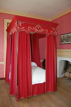 Four Poster Bed