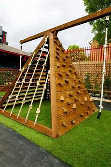 Outdoor Daybed