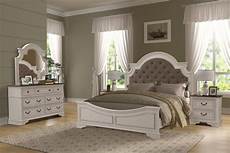 Sleigh Bed